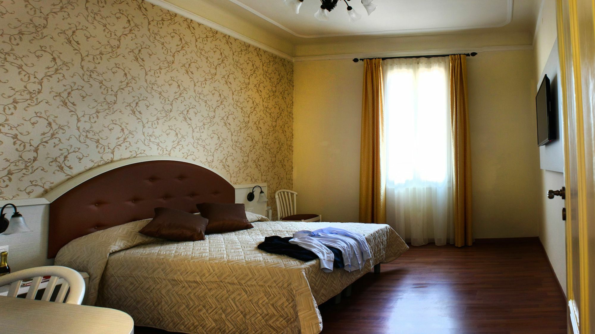 Boutique Hotel Casa Faccioli ボローニャ エクステリア 写真