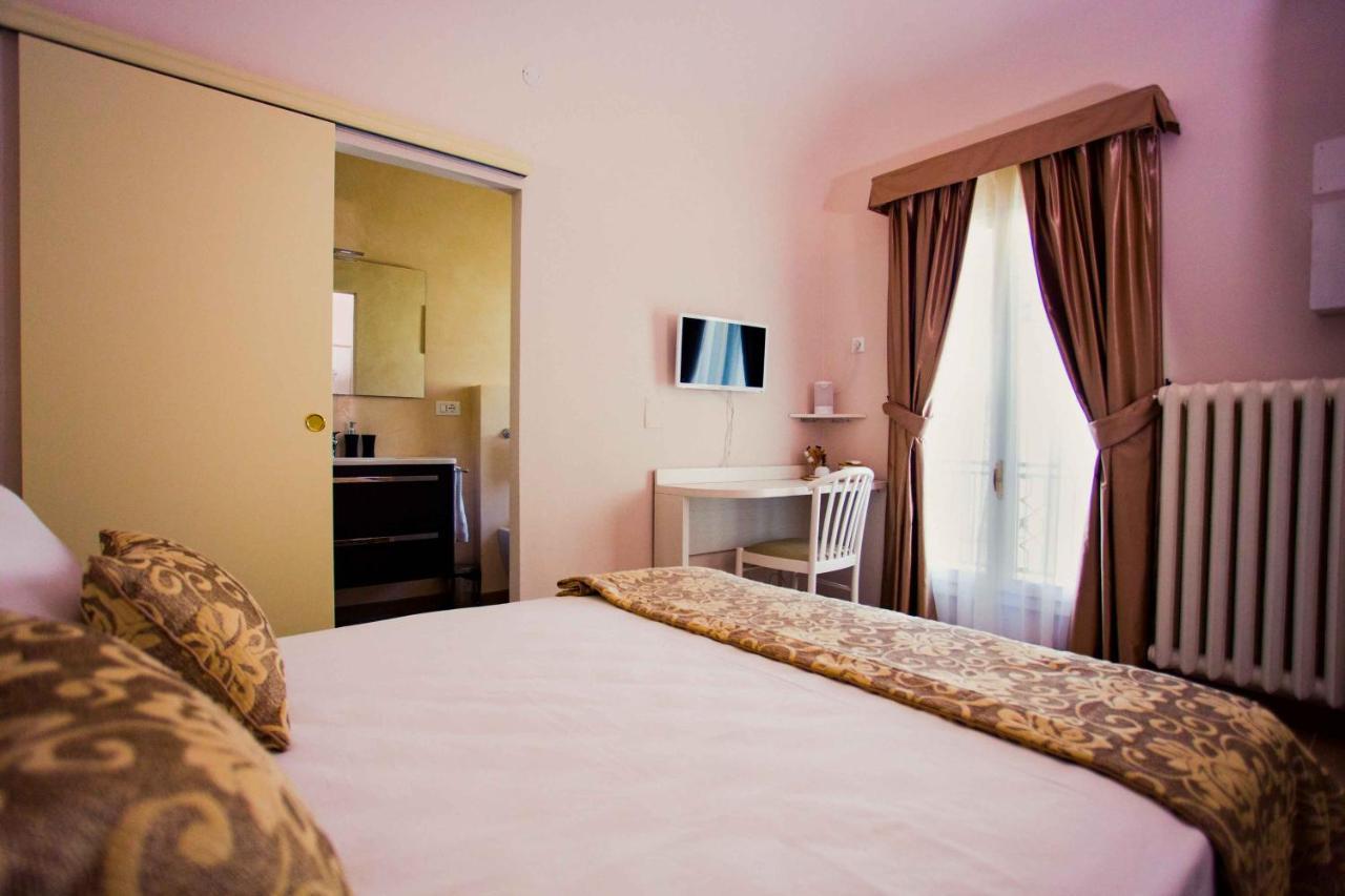 Boutique Hotel Casa Faccioli ボローニャ エクステリア 写真
